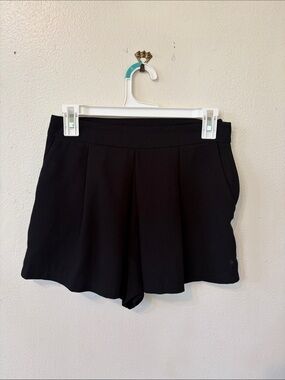 Women's Black Pleated Shorts